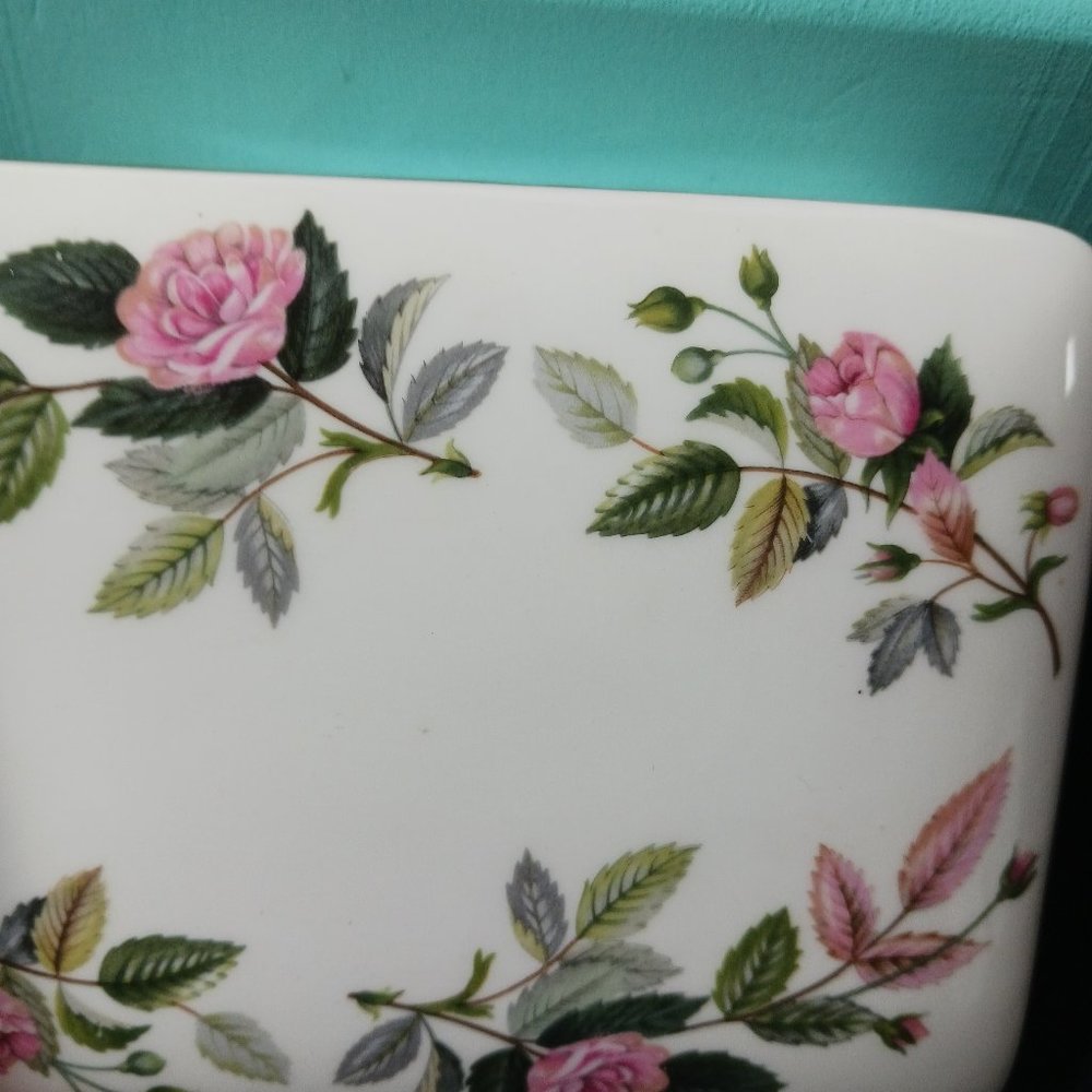 Wedgwood Rose Patterned Pattern Bone China Covered Trinket Dish Made In England - Picture 7 of 8